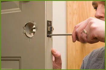 Neighborhood Locksmith Services Mount Pleasant, SC 843-605-0031 - 13-lock-replace