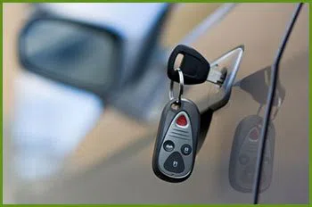 Neighborhood Locksmith Services Mount Pleasant, SC 843-605-0031 - 18-car-unlock