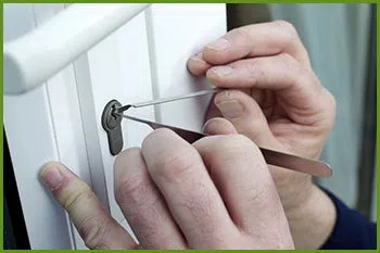 Neighborhood Locksmith Services Mount Pleasant, SC 843-605-0031 - 3-cheap-locksmith-near-me